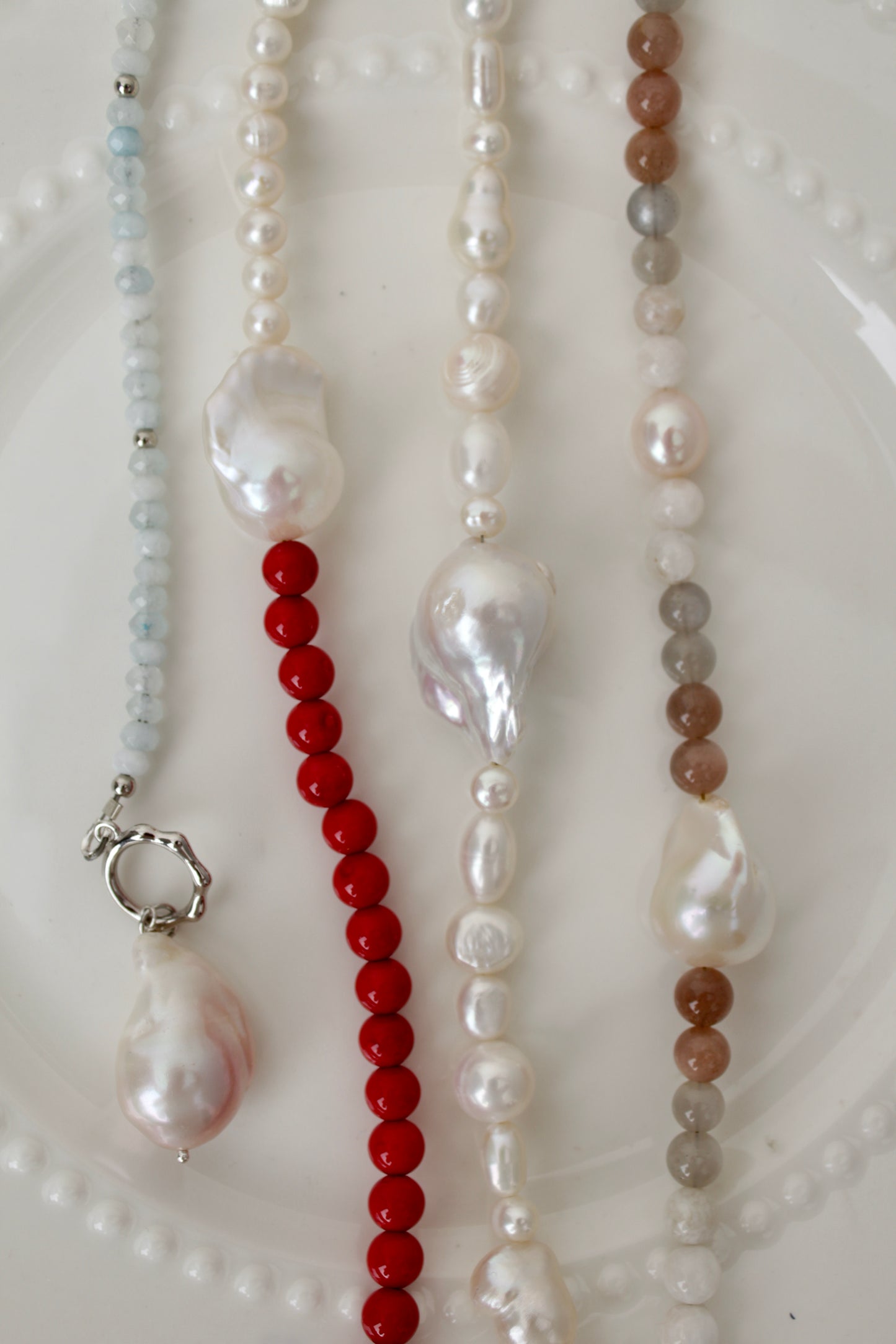 Haze - gradient agate and pearl necklace