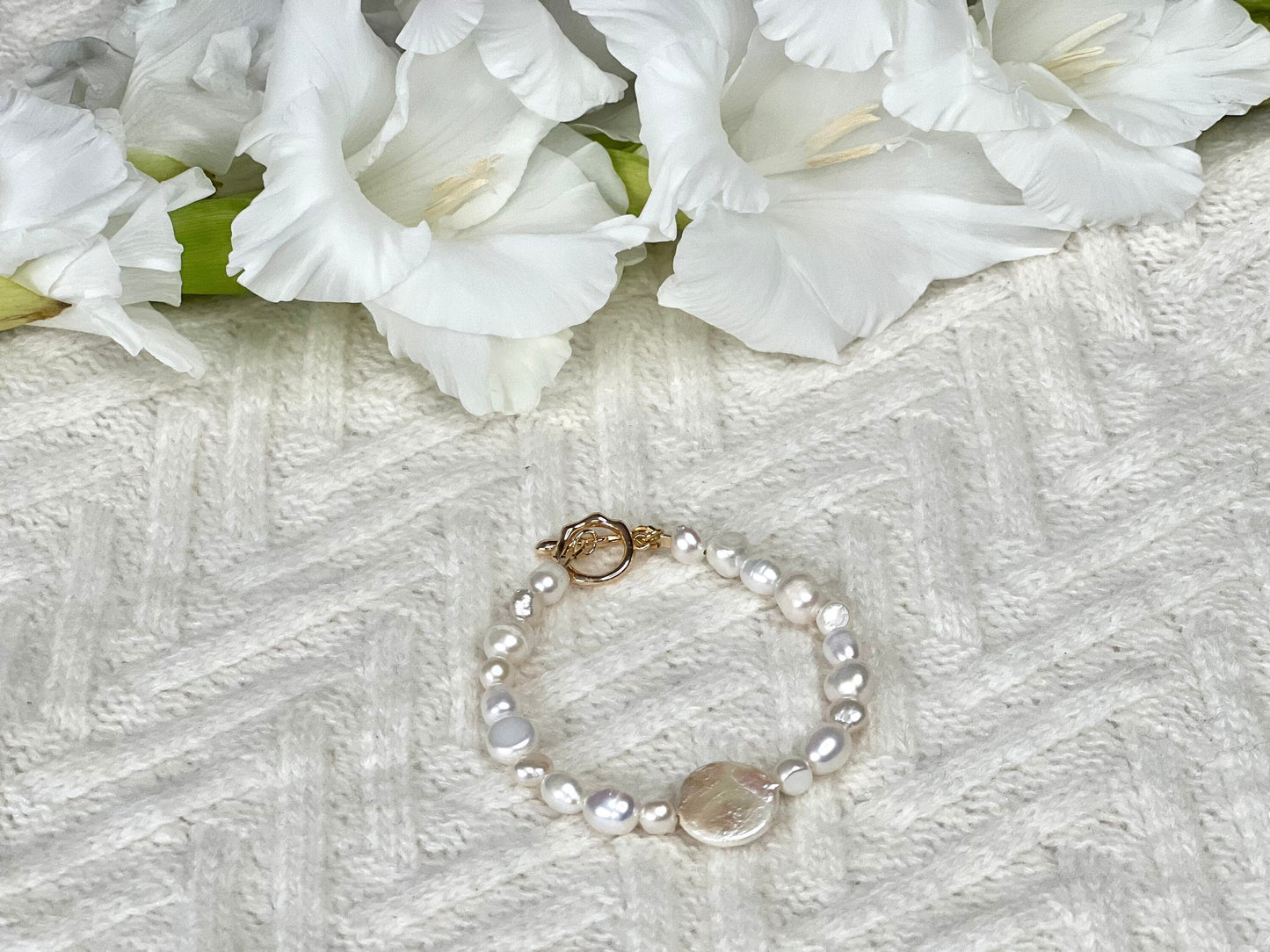 Aurora - Coin Pearl Bracelet