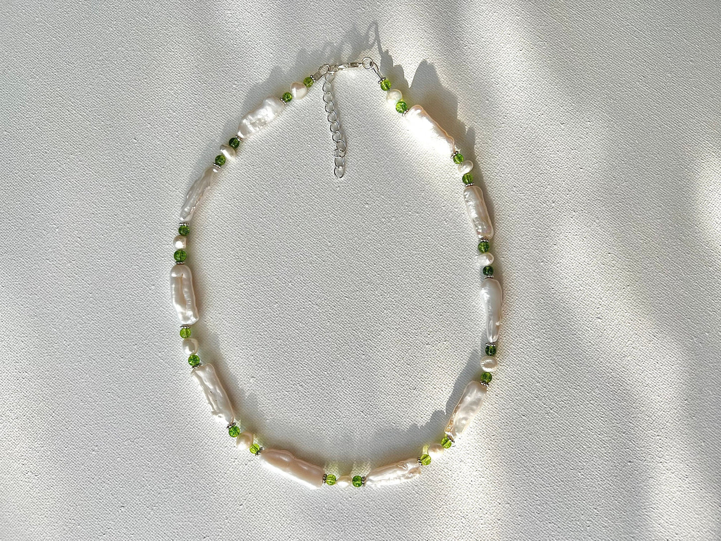 Phoebe - Biwa Pearl Necklace with Peridot