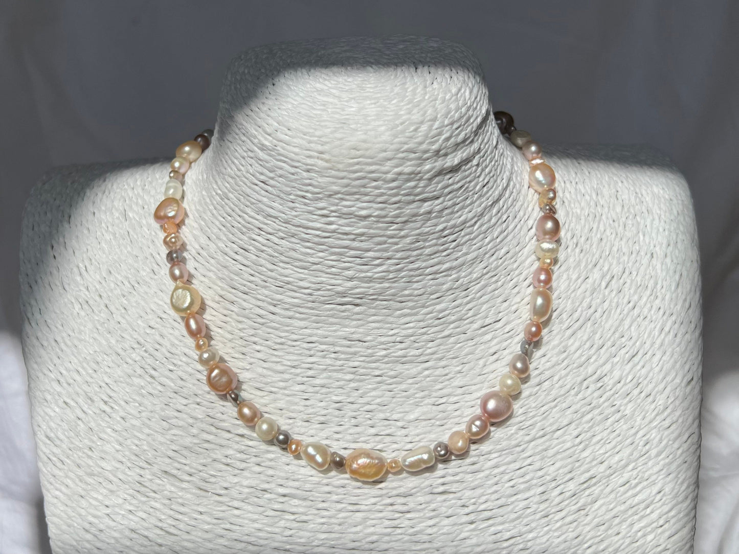 Vesna - Multicolour Pearl Choker