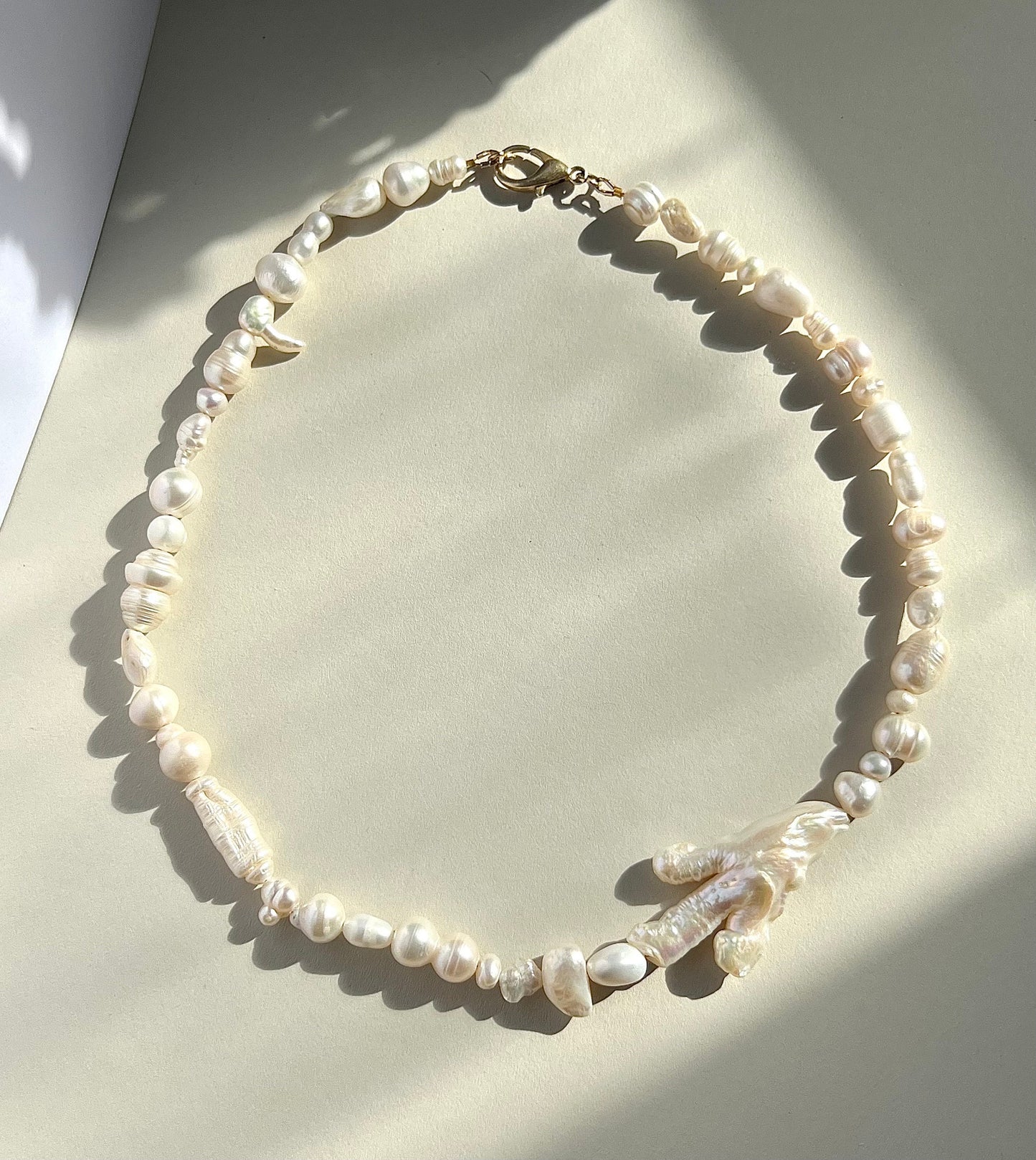 Uma - Statement Pearl Necklace