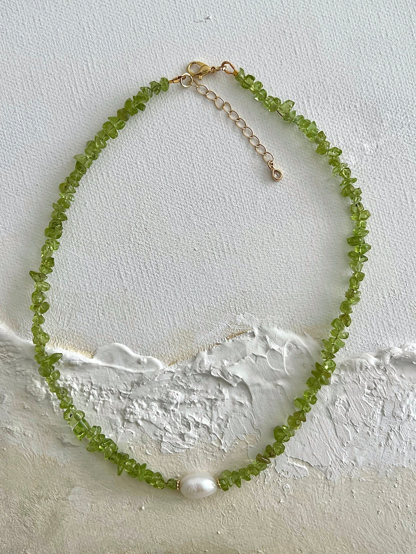 Maia - Peridot Pearl Necklace