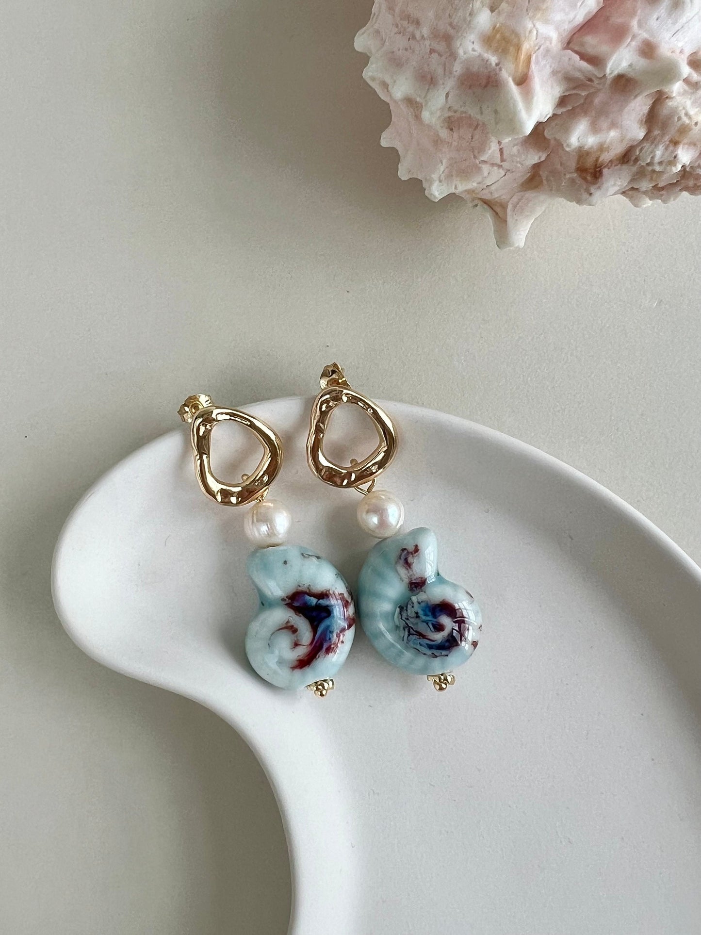 Aphrodite - Pearl Earrings