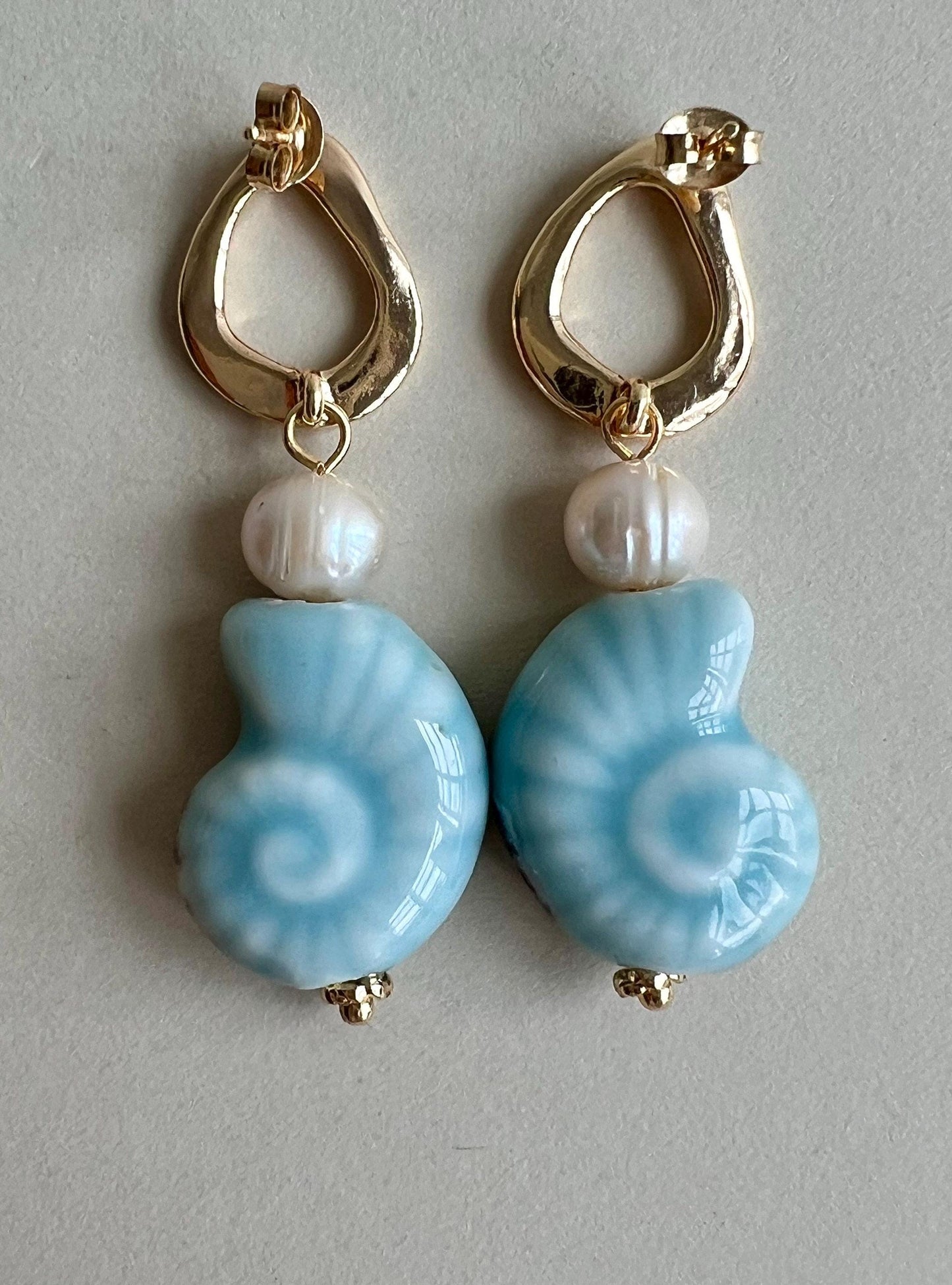 Aphrodite - Pearl Earrings