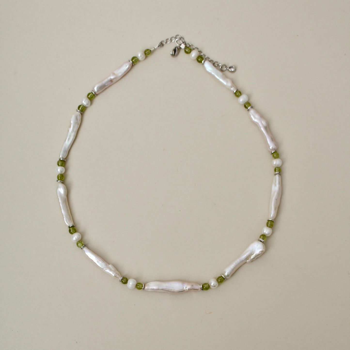 Phoebe - Biwa Pearl Necklace with Peridot