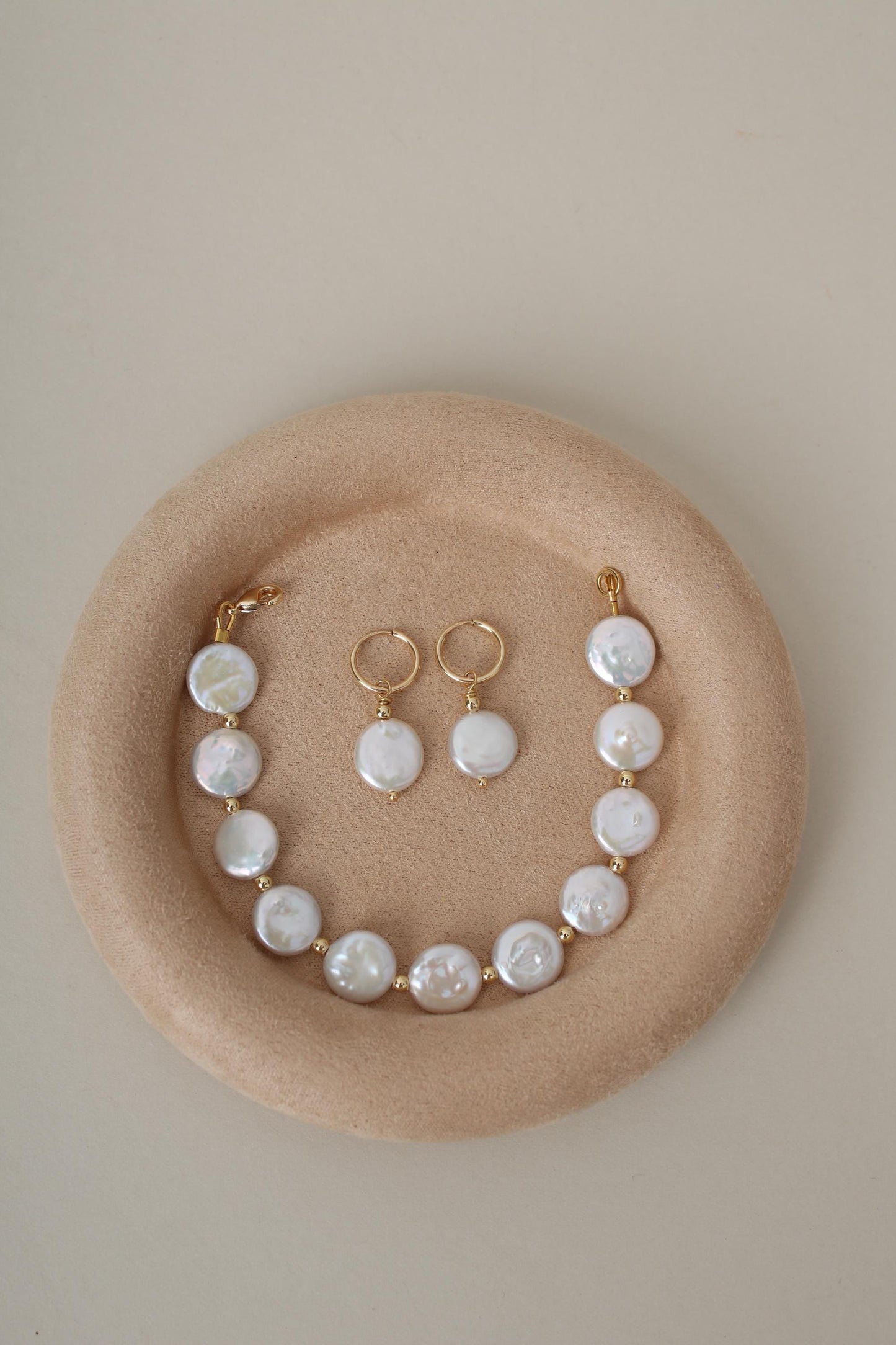 Coin Pearl Bracelet