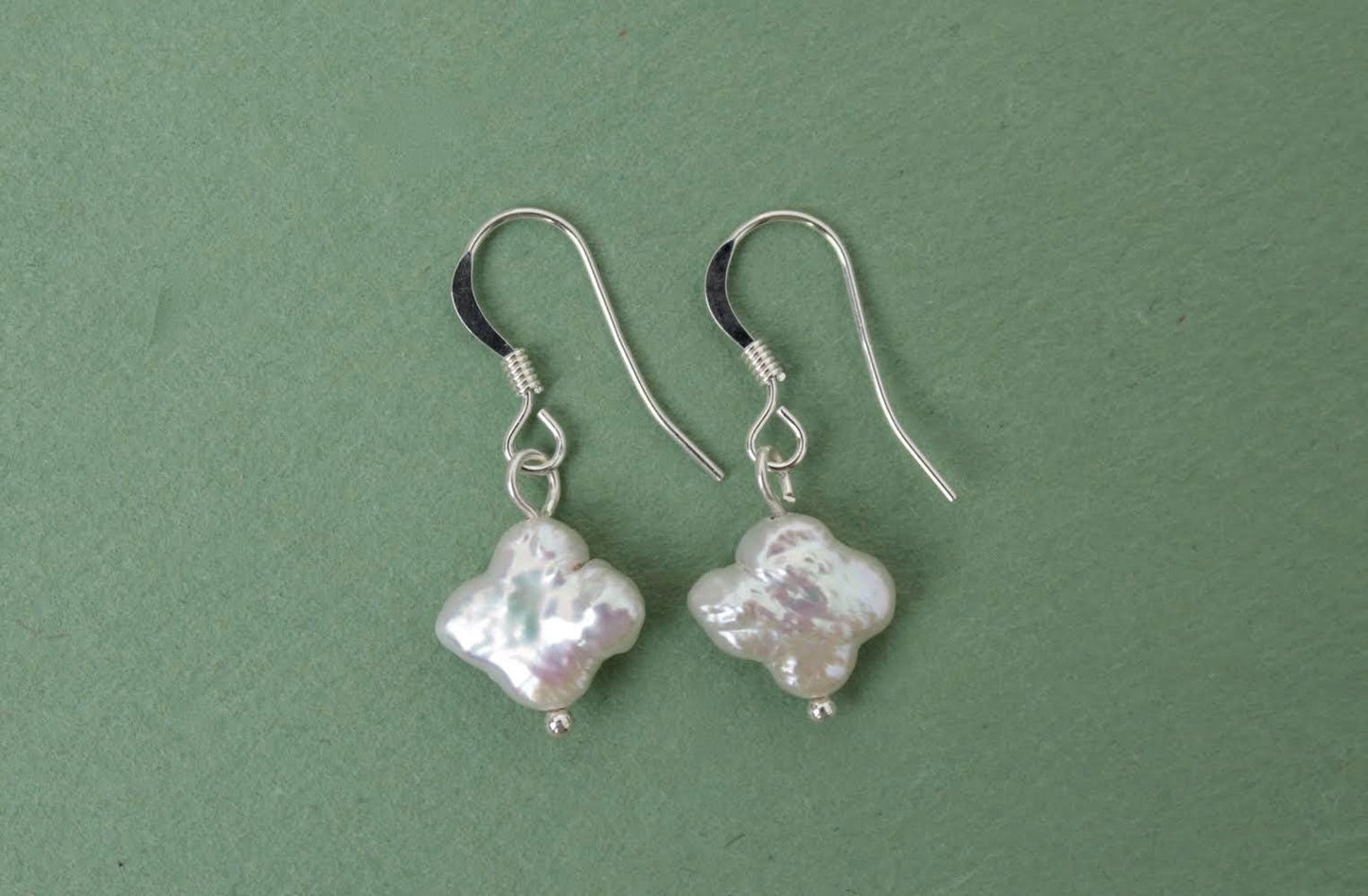 Clover Pearl Earrings