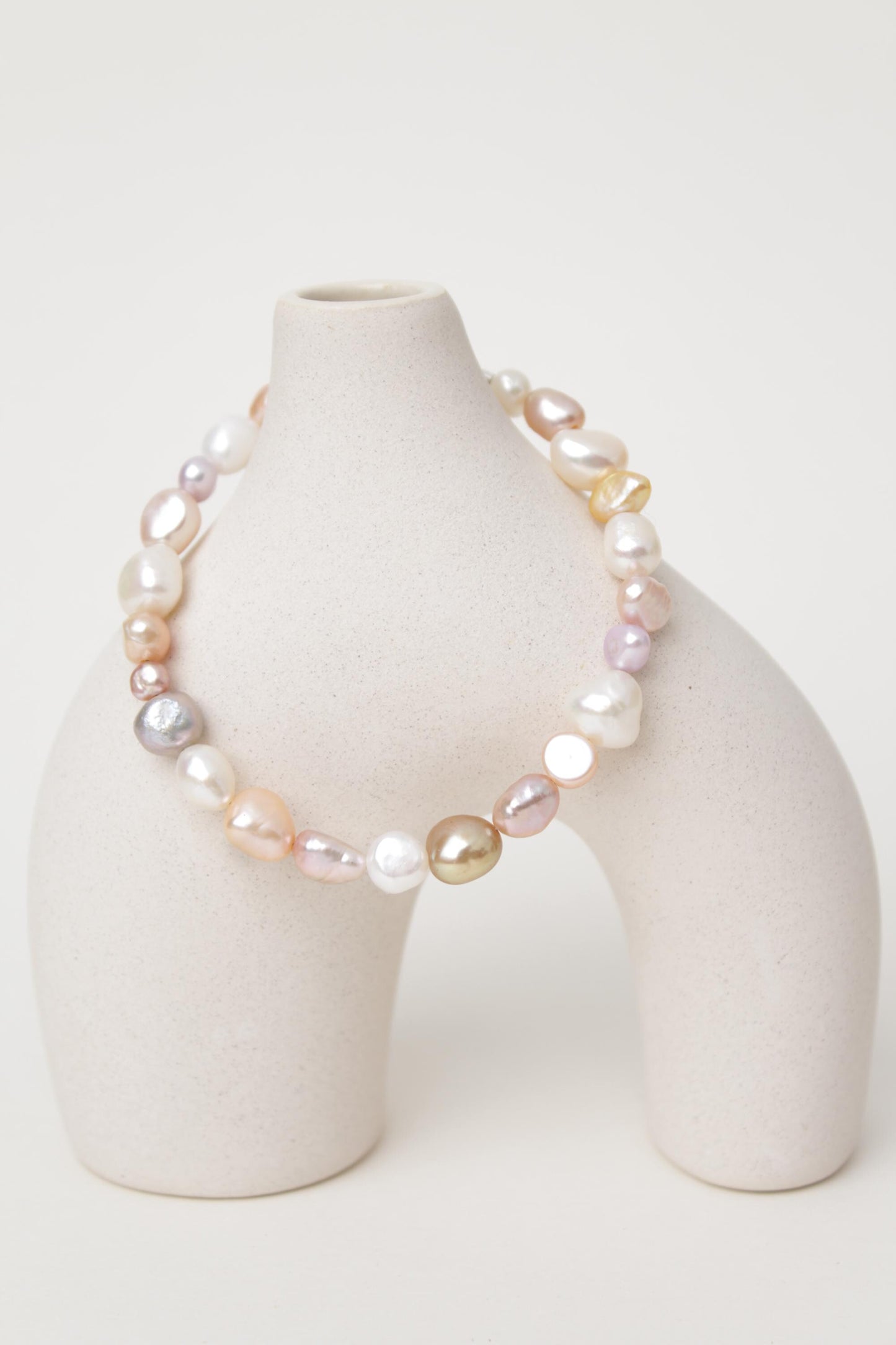 Vesna - Multicoloured Pearl Bracelet