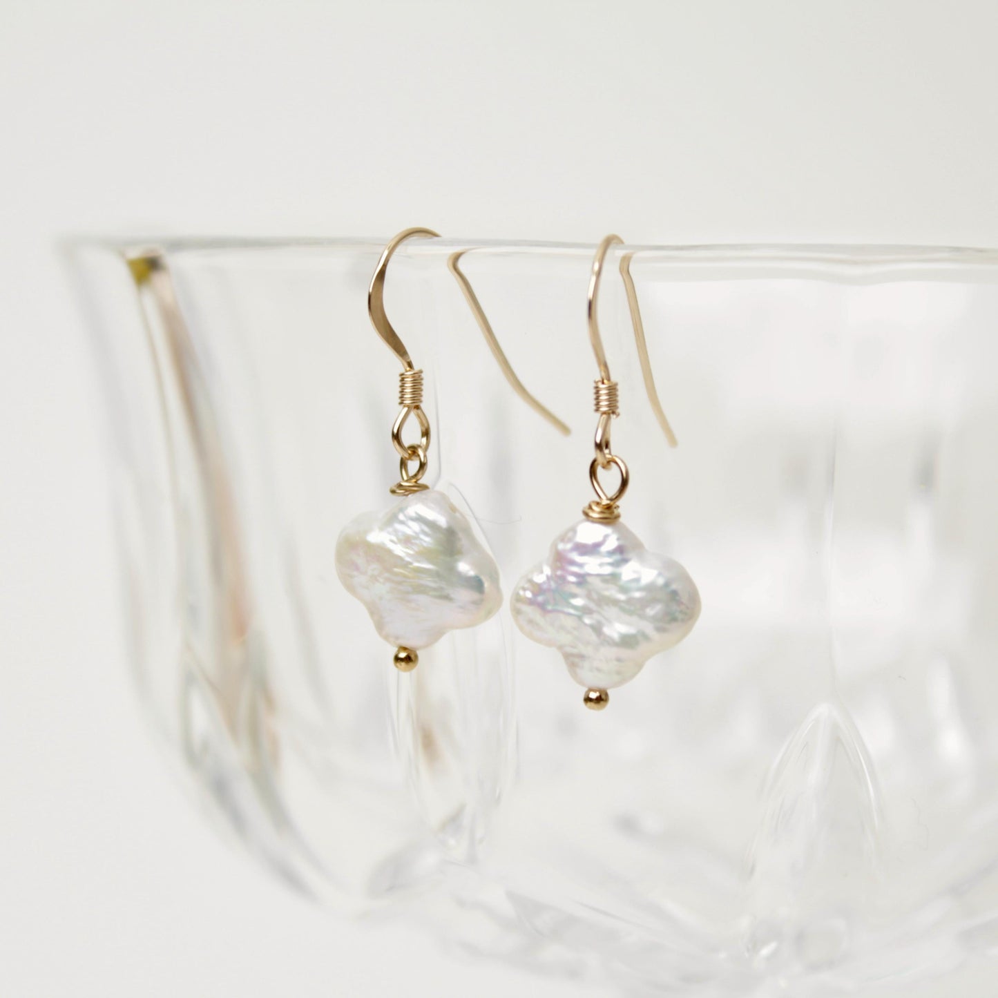 Clover Pearl Earrings