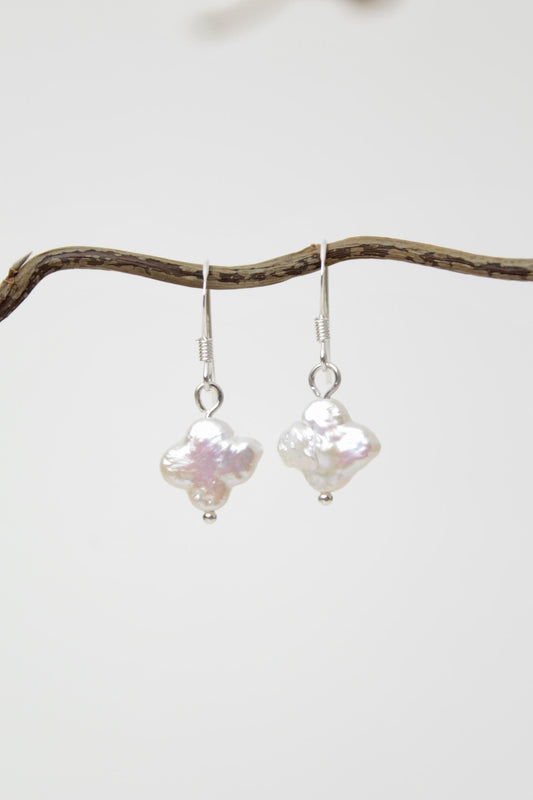 Clover Pearl Earrings