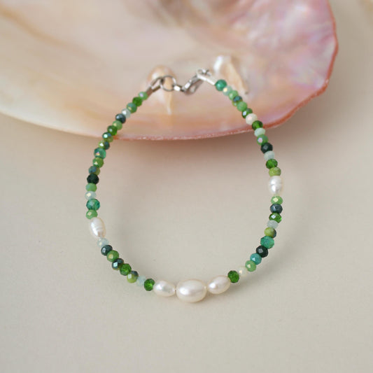 Fiona - Green Beads Pearl Bracelet