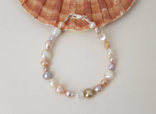 Vesna - Multicoloured Pearl Bracelet