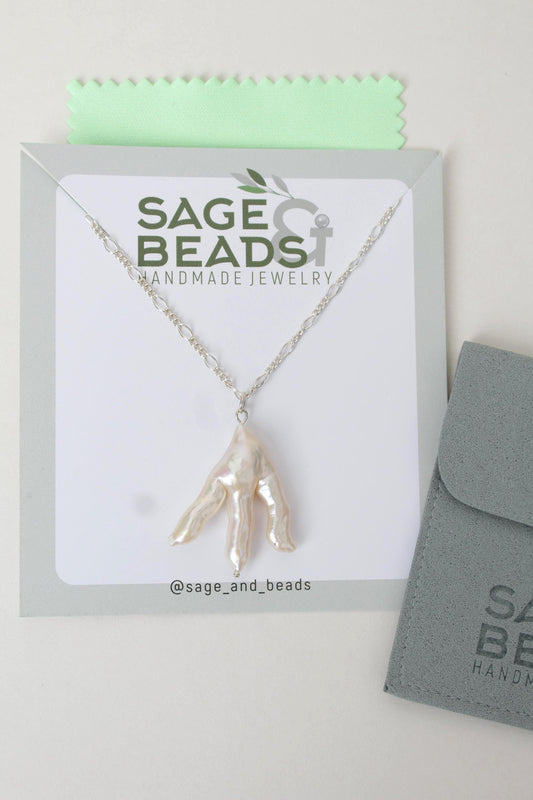Triton -  Pearl Pendant Chain Necklace